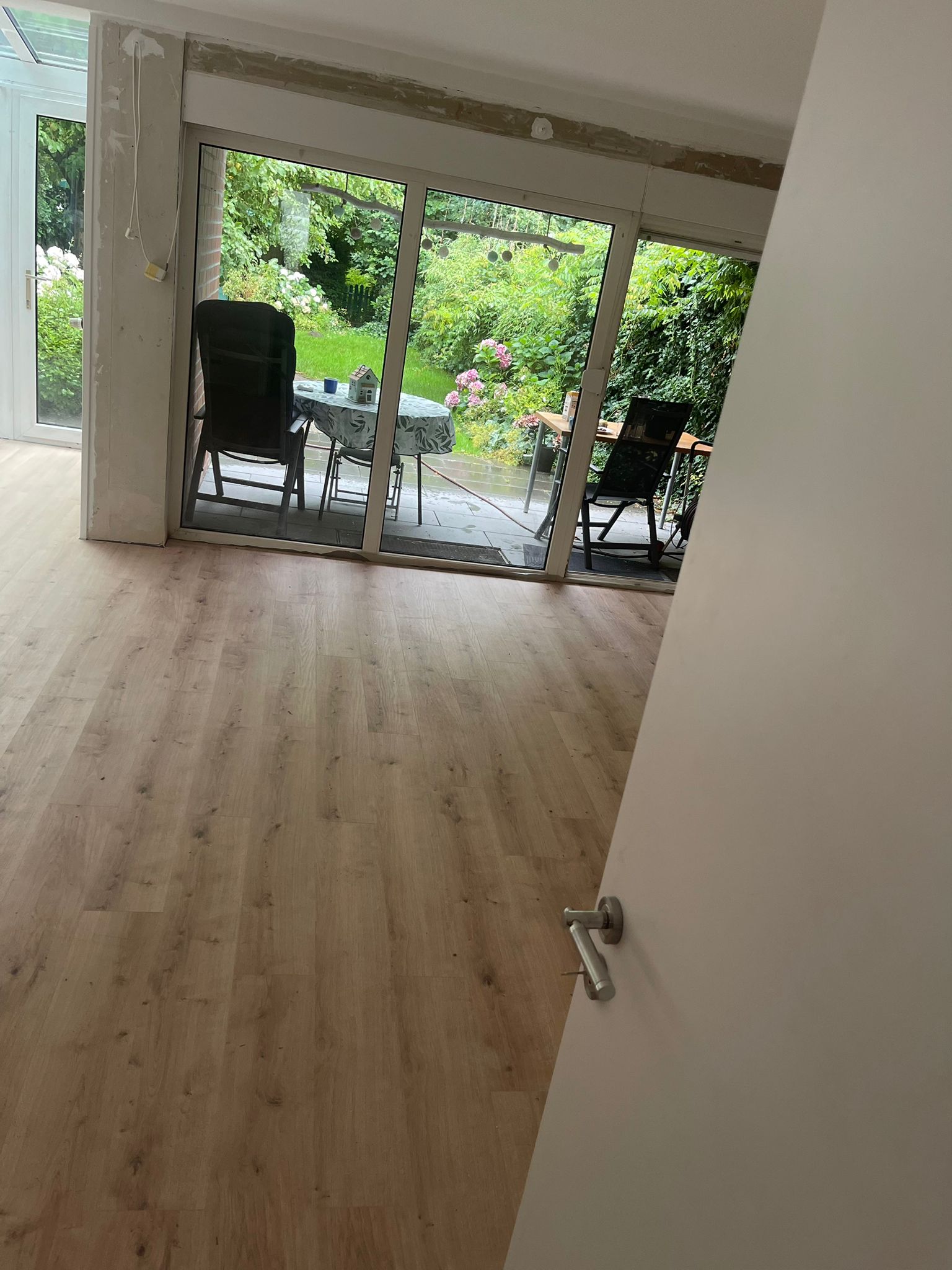 f49d37c6-789e-4e37-933d-759b7da7fd0c