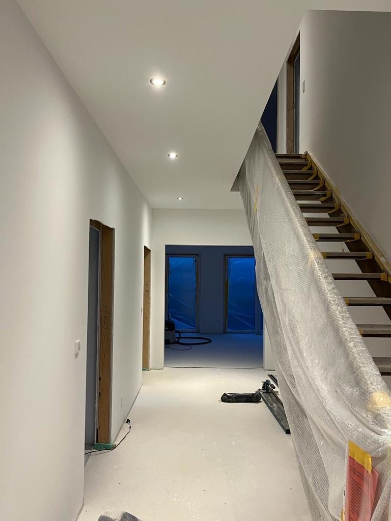 f8fdab03-0f56-4f14-aa1d-5e859bf4b6e7